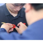 送特产 当导游 湘潭文旅人向参赛运动员推介伟人故里