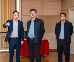 中国人寿湖南省分公司党委书记、总经理黄胤立一行赴永州分公司调研