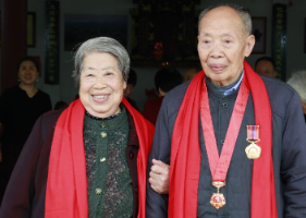 永州新田:九旬抗美援朝老兵重阳设家宴 以简朴温情诠释尊老新风