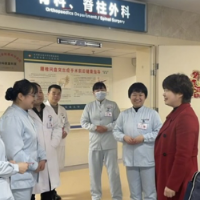 永州职院附属医院：院领导大年初一走访慰问临床一线医护人员