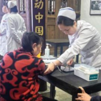 医疗服务提升年丨永州市中心医院走进社区开展“全国爱肝日”健康促进活动