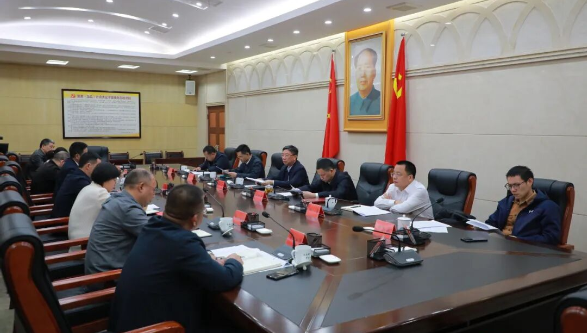 刘浪主持召开专题会议 研究部署村级债务化解工作