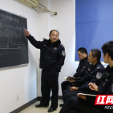 十佳民警候选人 | 喻滨：坚守平凡岗位 守护一方安宁