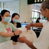 资阳：“一网通办”让企业办事踏上“高速路”