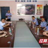 益阳:警校携手护苗 共研学校新学期交通安全管理工作