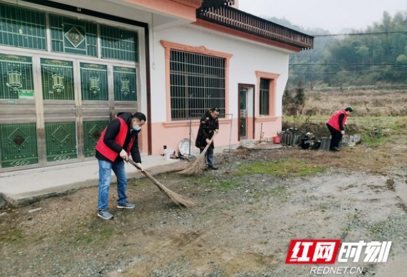 桃花江镇：全域大清洁 清爽迎新年