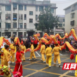 赫山欧江岔镇：长龙篝火闹元宵 万人空巷年味浓