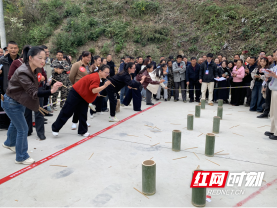 锯竹、挖笋、运楠竹!泥江口镇农民运动会,把农活玩成了赛事678.marked.png