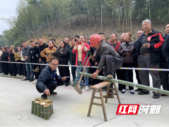 锯竹、挖笋、运楠竹!泥江口镇农民运动会,把农活玩成了赛事517.marked.png 锯竹、挖笋、运楠竹!泥江口镇农民运动会,把农活玩成了赛事517.marked.png