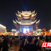 漫游益阳｜月圆照古巷，灯火载心声，所许皆如愿