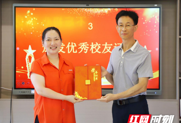 从护理学子到企业创始人 这位校友带着“实训大礼”回到益阳医专