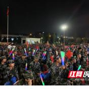 千人合唱燃爆夜空，益阳职院这堂“思政课”走心又走“新”！