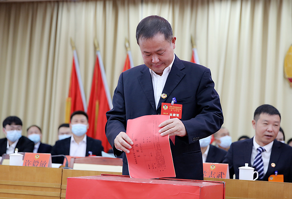 周小文_副本1.jpg