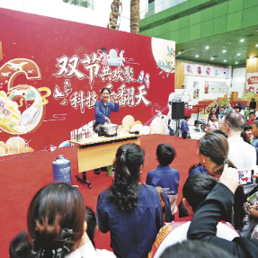 国庆假期，科技游解锁新玩法