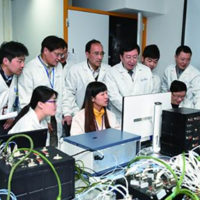 北斗“铸星人”：用中国精度织就苍穹智慧网