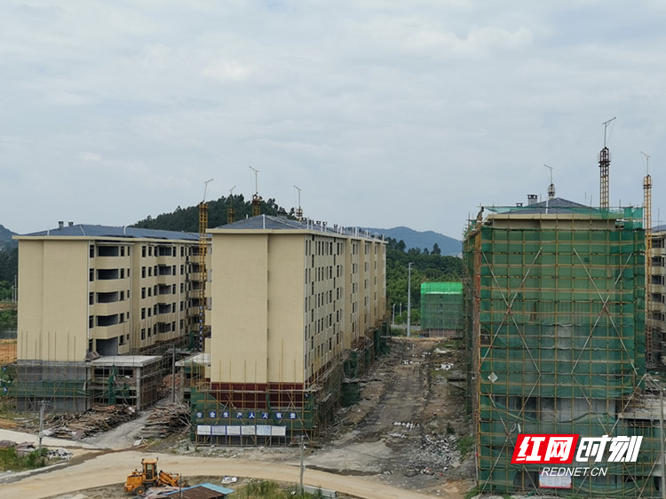 资兴市：1060户棚改户将搬进“新房”