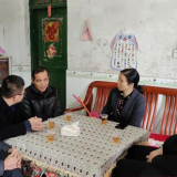 江永:谭美池走访看望结对帮扶对象