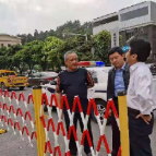 永州市公安局交警支队为李达中学暖心护学