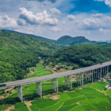 视频丨湖南蓝山：田园穿行 路畅景美