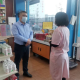 祁阳市市场监管局对药店、餐饮经营场所开展疫情防控工作督导