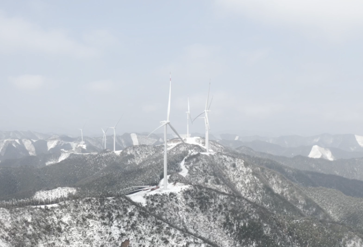 视频丨新田：雪后靓丽风电场