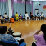 永州四中开展“爱在七夕·鼓舞相伴”亲子鼓圈活动