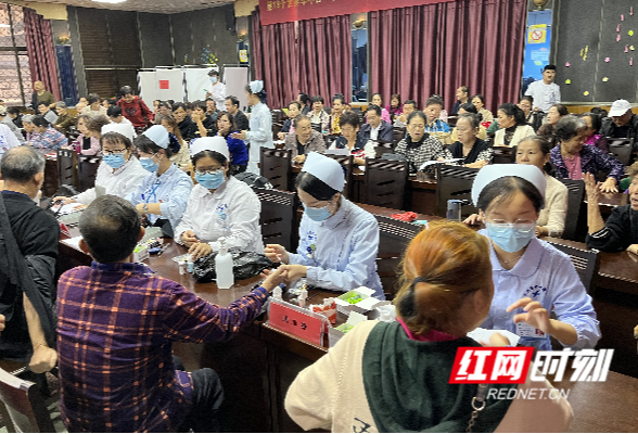 永州市中心医院开展第18个“世界卒中日”义诊活动