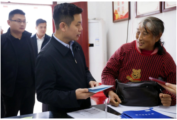 永州经开区：周润润到金台村开展调研和走访慰问