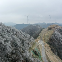 湖南新田：雾凇景观惹人醉