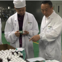 永州市市场监管局党组书记艾克海调研指导药品生产企业