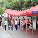 湖南道县：熟悉考场 迎接高考（组图）