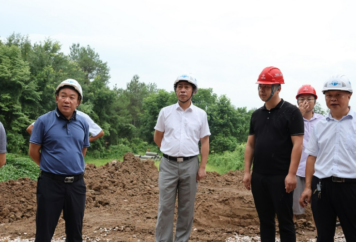 黄永英现场调研毛俊水库新田灌区项目建设并检查安全生产工作