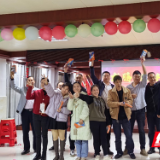 江永县夏层铺镇：党群联欢 唱出乡村新美景
