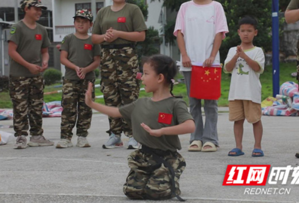 湖南江永：“妇帮队”护航村娃快乐过暑假