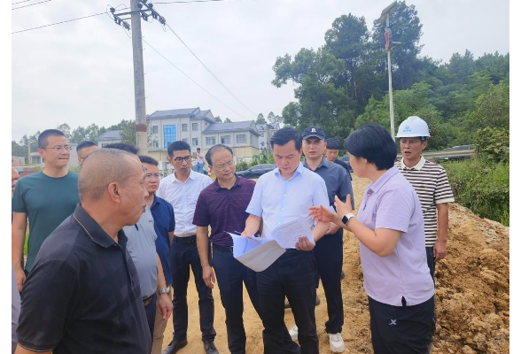 江永：何德波现场调度源口灌区、洞上水闸等新增国债水利项目