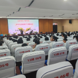 永州市第十二中学开展中学女生防性侵专题培训