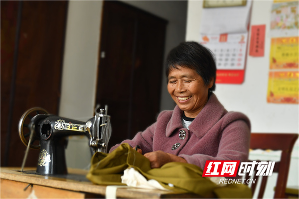 微信图片_2025-11-06_084537_238.jpg 微信图片_2025-11-06_084537_238.jpg