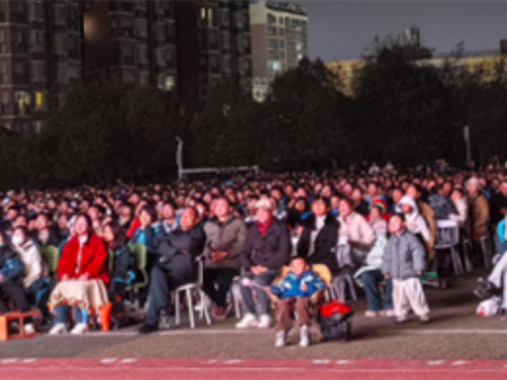 5000+师生共观湘超！永州四中这堂“赛场里的思政课”，让“永冲锋”精神燃动青春