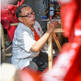 湖南道县：传承非遗 匠心雕“龙头”