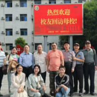 永州一中：樟荫忆往昔 归途叙深情