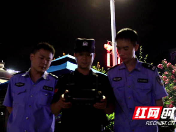 江永：空地联动反诈知识进夜市 全民反诈守护“钱袋子”