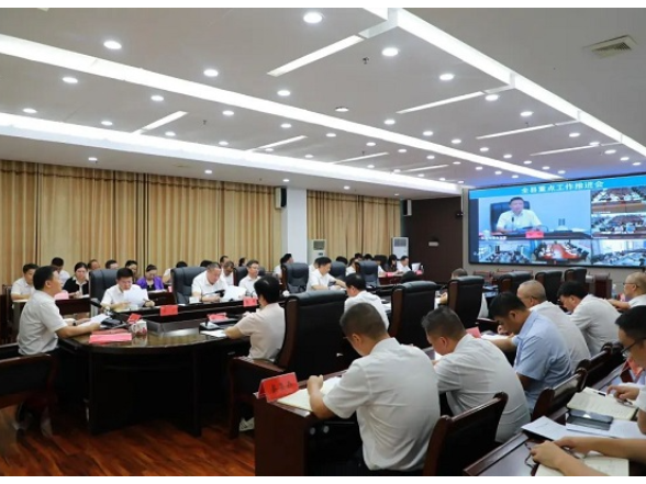 东安县重点工作推进会召开