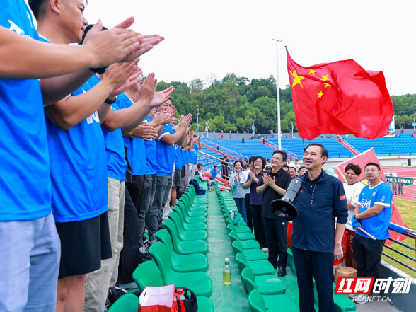朱洪武、陈爱林看望慰问2025湘超联赛永州代表队全体成员