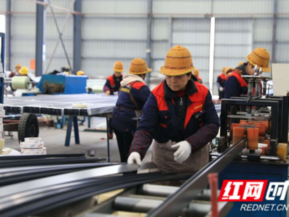 江永：新春订单旺 企业满负荷冲刺“开门红”