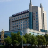 医疗服务提升年丨永州职院附属医院微创手术成功救治急性青光眼老人