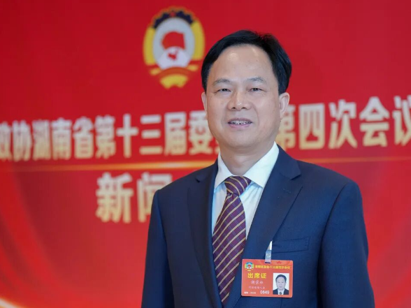 湖南省政协委员谢景林：湘粤群众盼永清广高铁开建