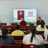 永州四中河东分校举办“向阳花”行动家长讲座