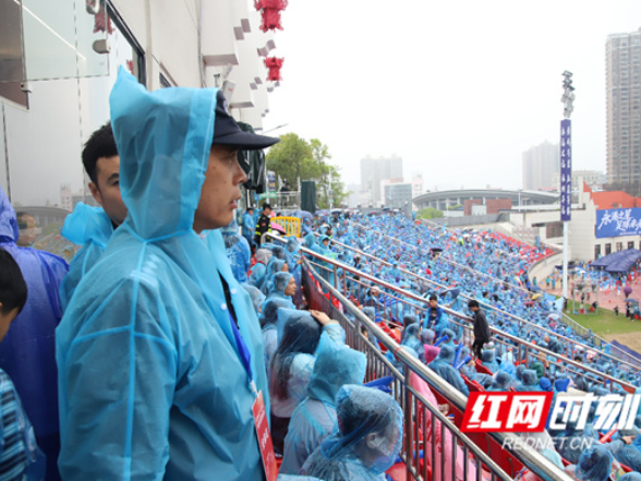 永州公安：藏蓝身影，绘就假期最美“平安底色”