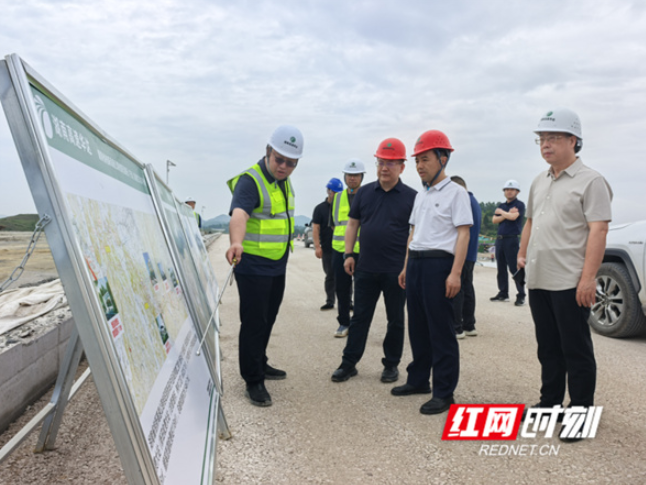 永州交通：邓扬中调研桂新高速公路建设、高速公路服务区运营等工作