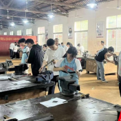 永州市工商职业中专:双证赋能育匠才 技能认定显成效